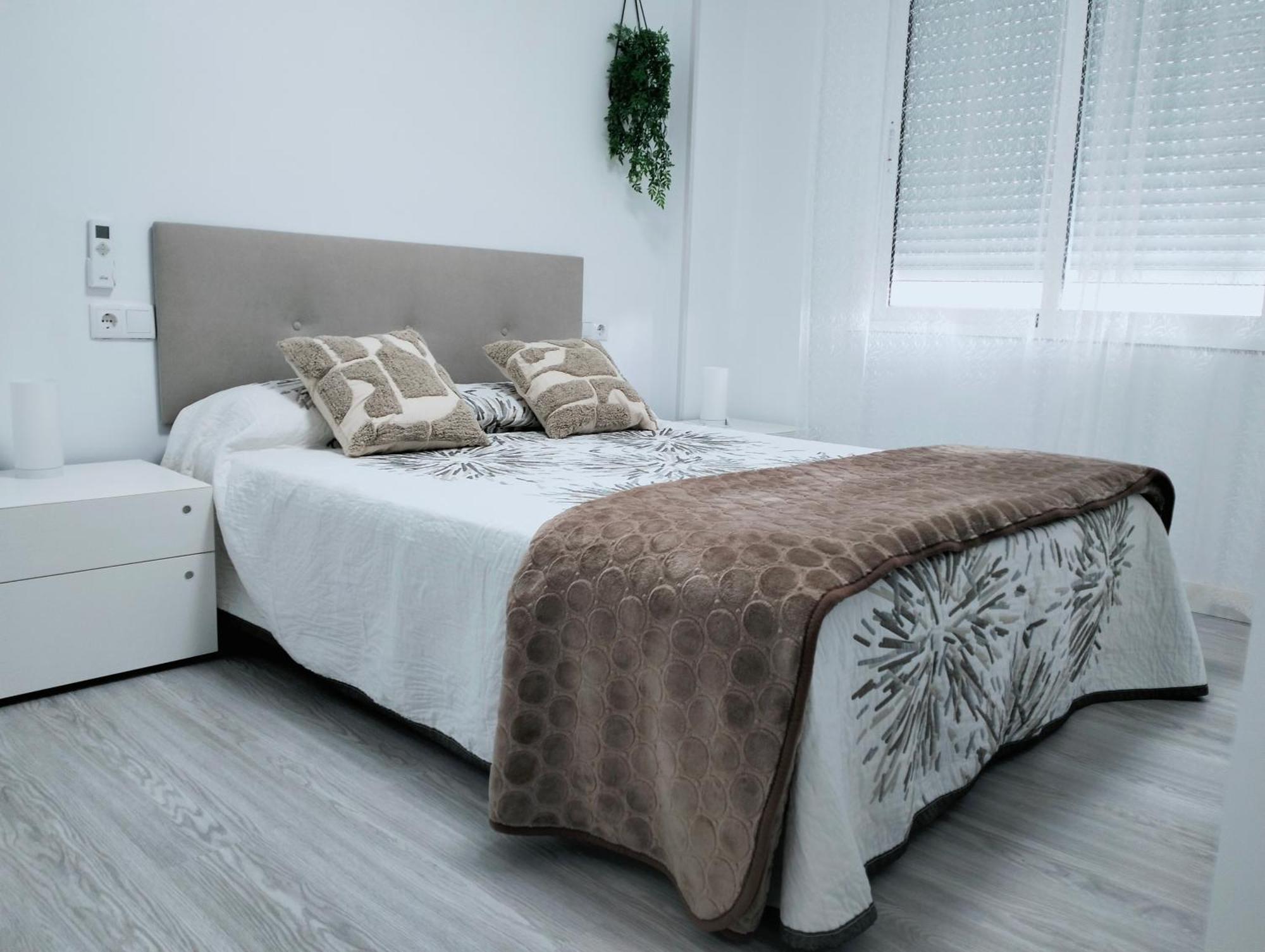 Isla 1.1 Apartment Санта Пола Екстериор снимка